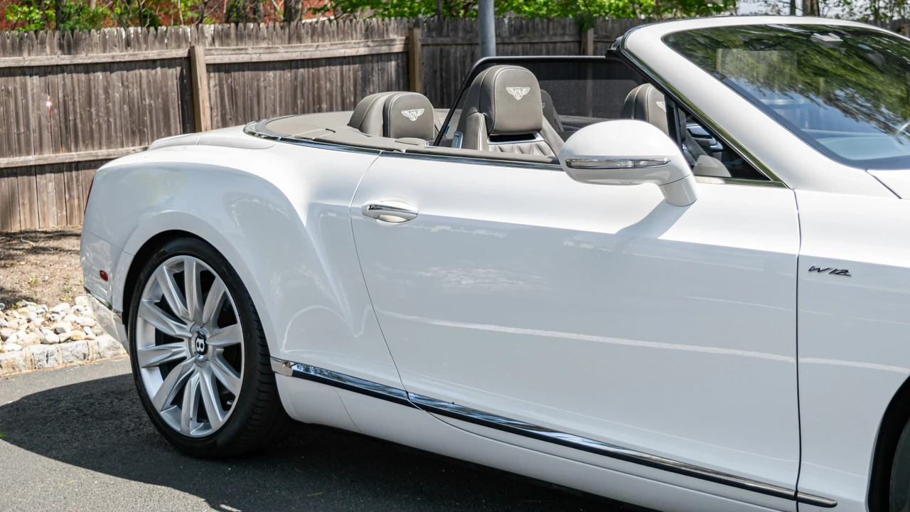 2012 Bentley Continental GTC - Image 24 of 31