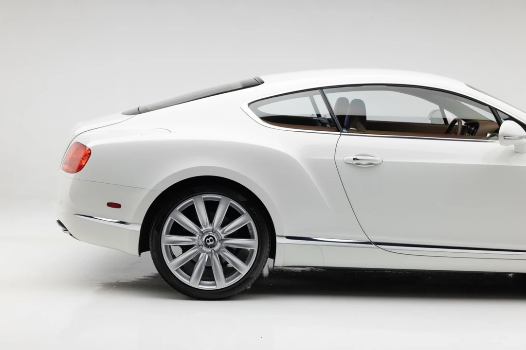 2012 Bentley Continental GT 2nd Gen - Image 17 of 31