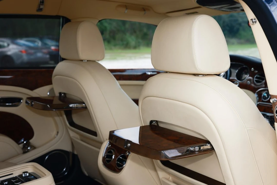 2012 Bentley - Image 24 of 31
