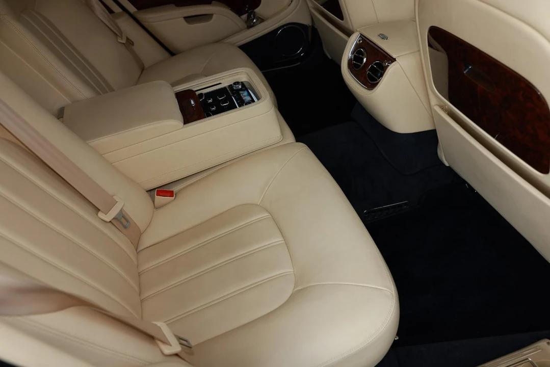 2012 Bentley - Image 12 of 31