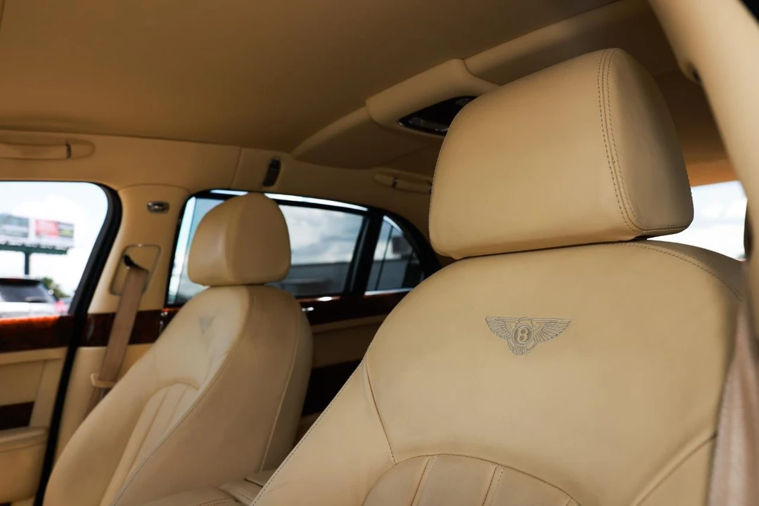 2012 Bentley - Image 23 of 31