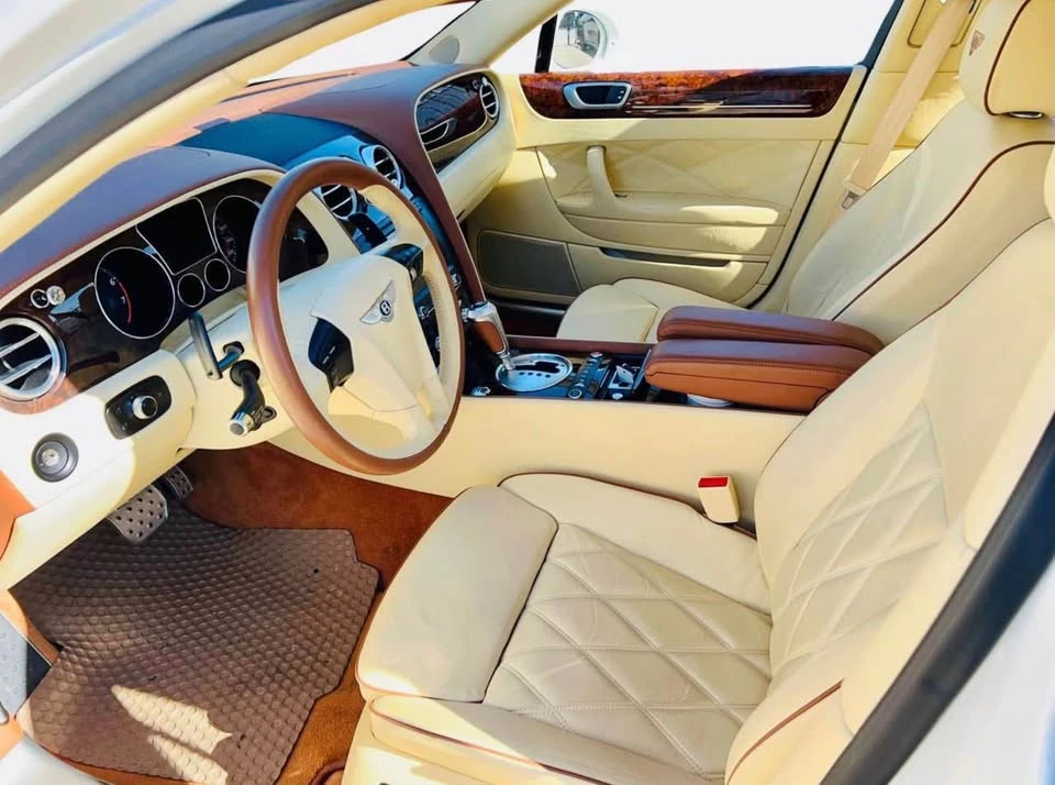 2012 Bentley Continental Flying Spur - Image 6 of 12