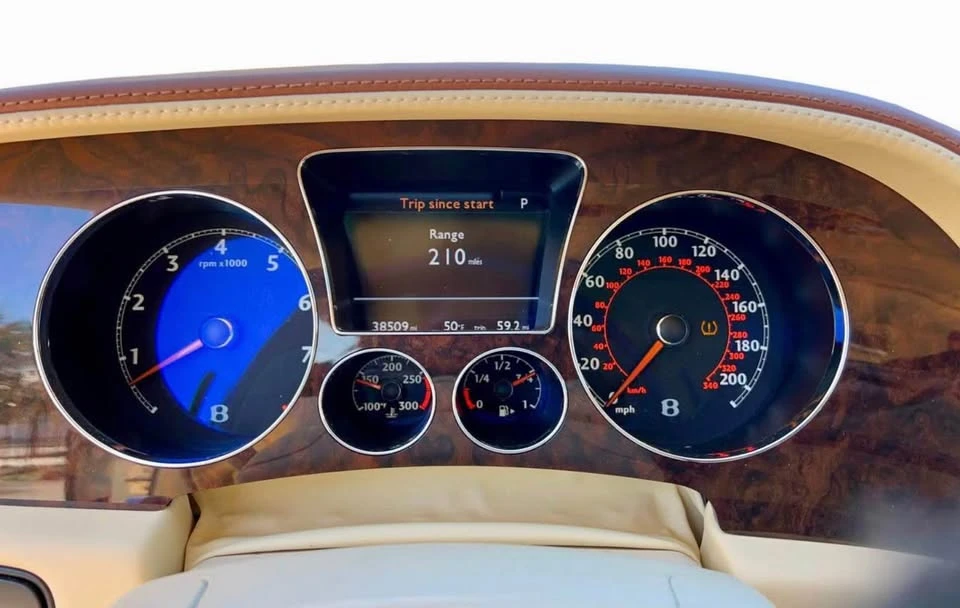 2012 Bentley Continental Flying Spur - Image 11 of 12