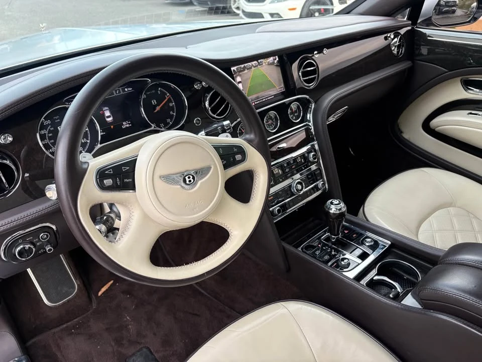 2012 Bentley Mulsanne 2nd Gen - Image 9 of 17