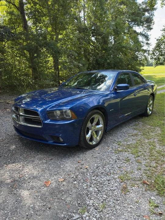 2012 Dodge Charger 7th Gen - Image 2 of 10