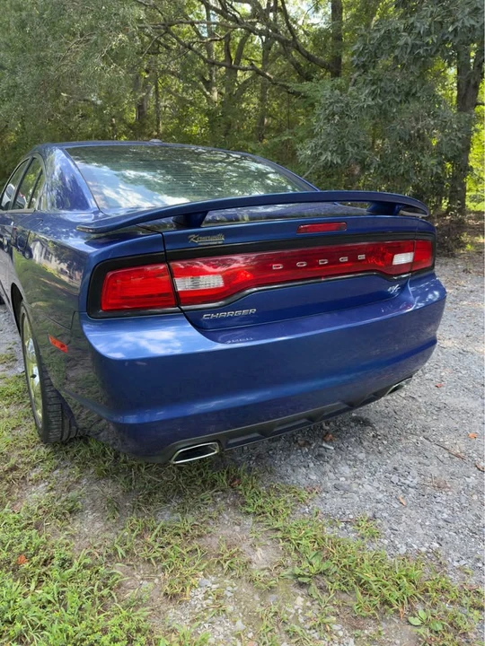 2012 Dodge Charger 7th Gen - Image 5 of 10