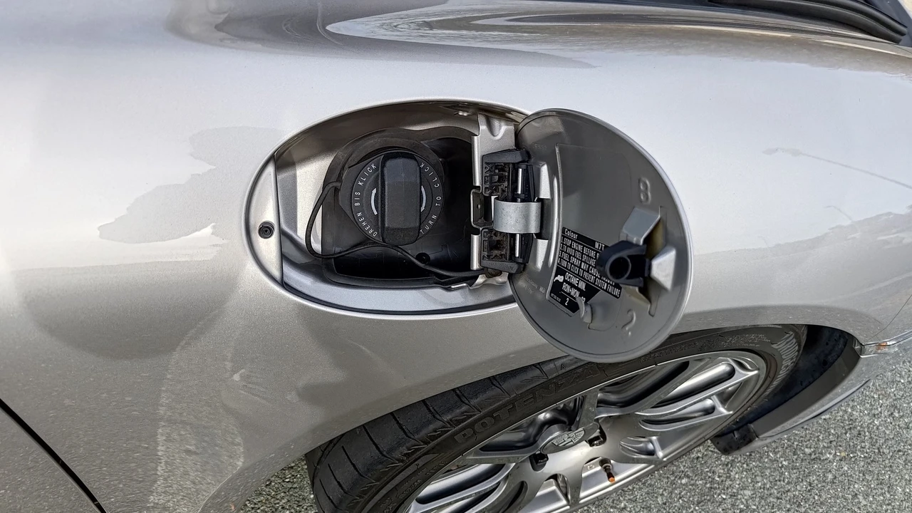 2012 Porsche 987 Boxster S - Image 10 of 29