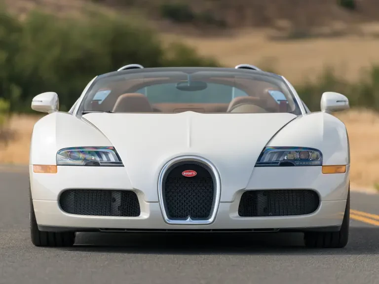 2012 Bugatti Veyron Grand Sport - Image 11 of 28