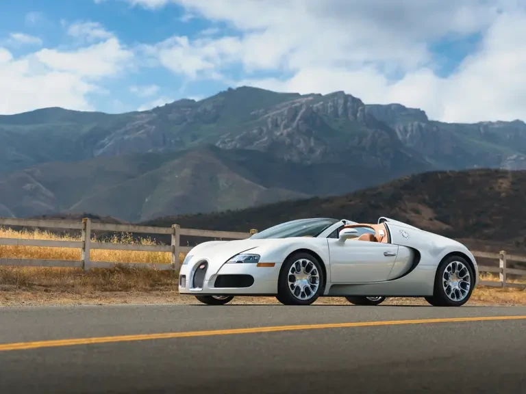 2012 Bugatti Veyron Grand Sport - Image 2 of 28