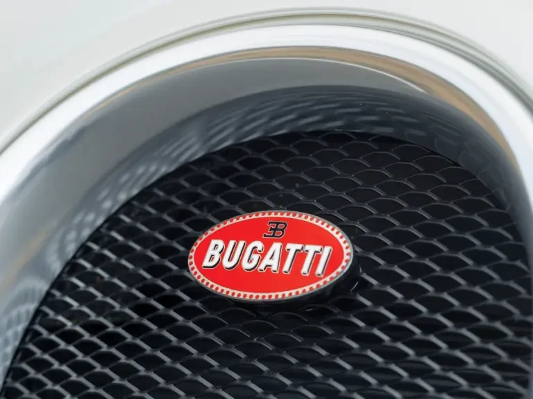 2012 Bugatti Veyron Grand Sport - Image 7 of 28