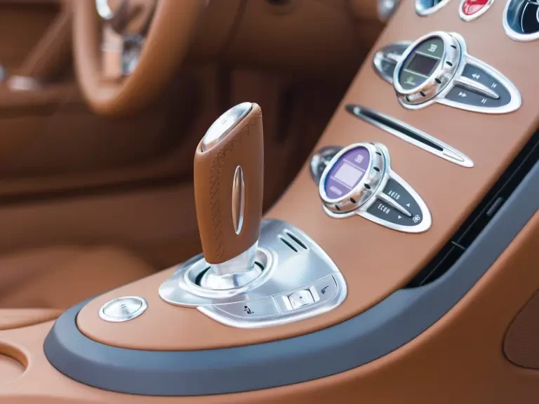 2012 Bugatti Veyron Grand Sport - Image 15 of 28