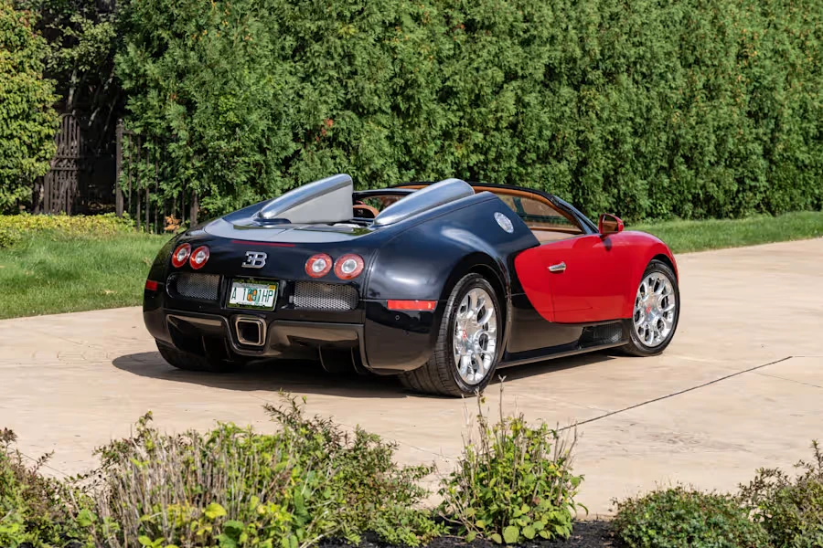 2012 Bugatti Veyron Grand Sport - Image 3 of 31