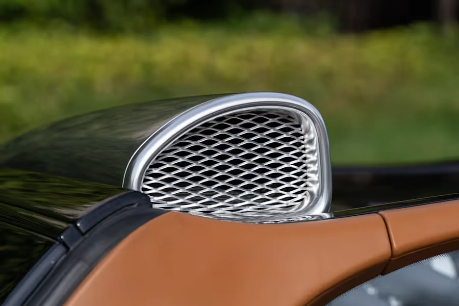 2012 Bugatti Veyron Grand Sport - Image 15 of 31