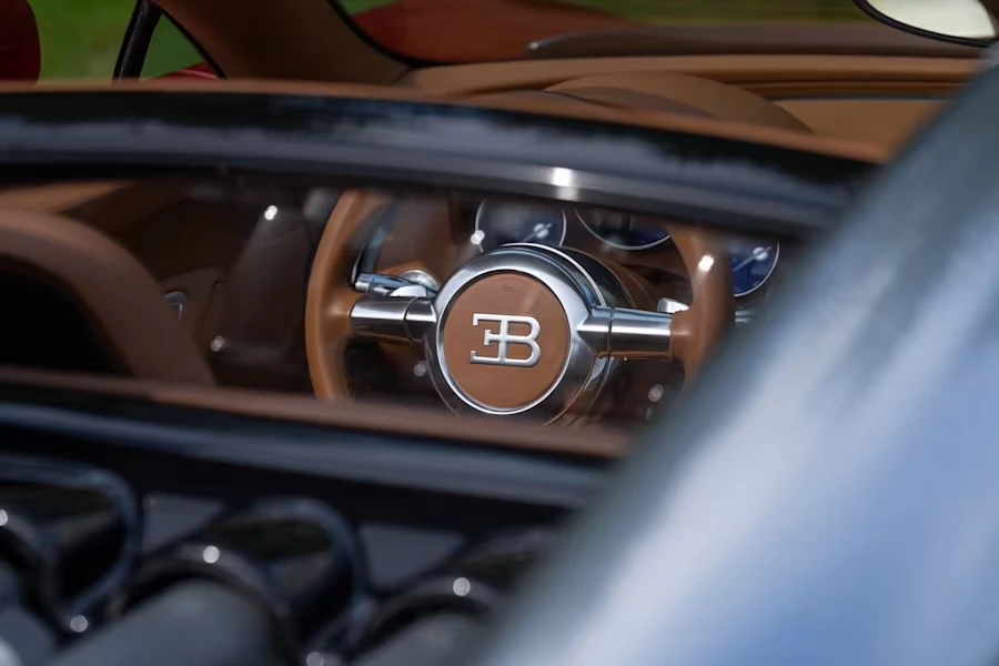 2012 Bugatti Veyron Grand Sport - Image 24 of 31