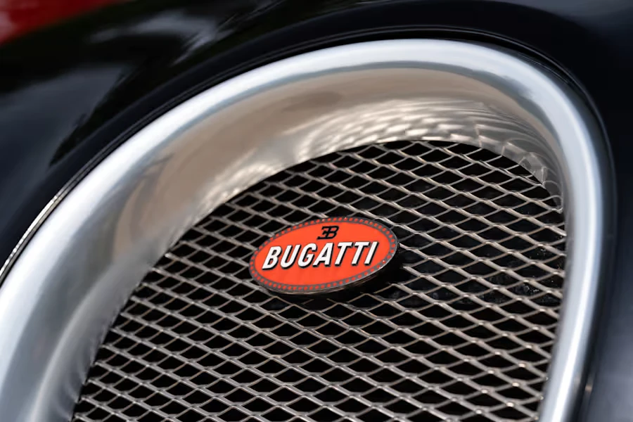 2012 Bugatti Veyron Grand Sport - Image 9 of 31