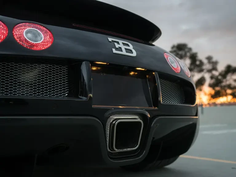 2012 Bugatti Veyron Grand Sport - Image 27 of 31