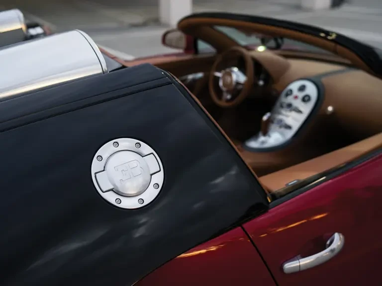 2012 Bugatti Veyron Grand Sport - Image 23 of 31