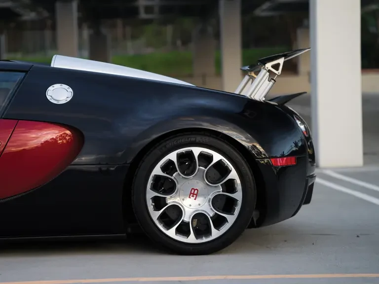 2012 Bugatti Veyron Grand Sport - Image 22 of 31