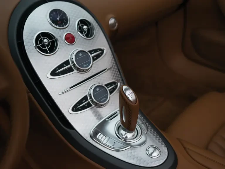 2012 Bugatti Veyron Grand Sport - Image 15 of 31