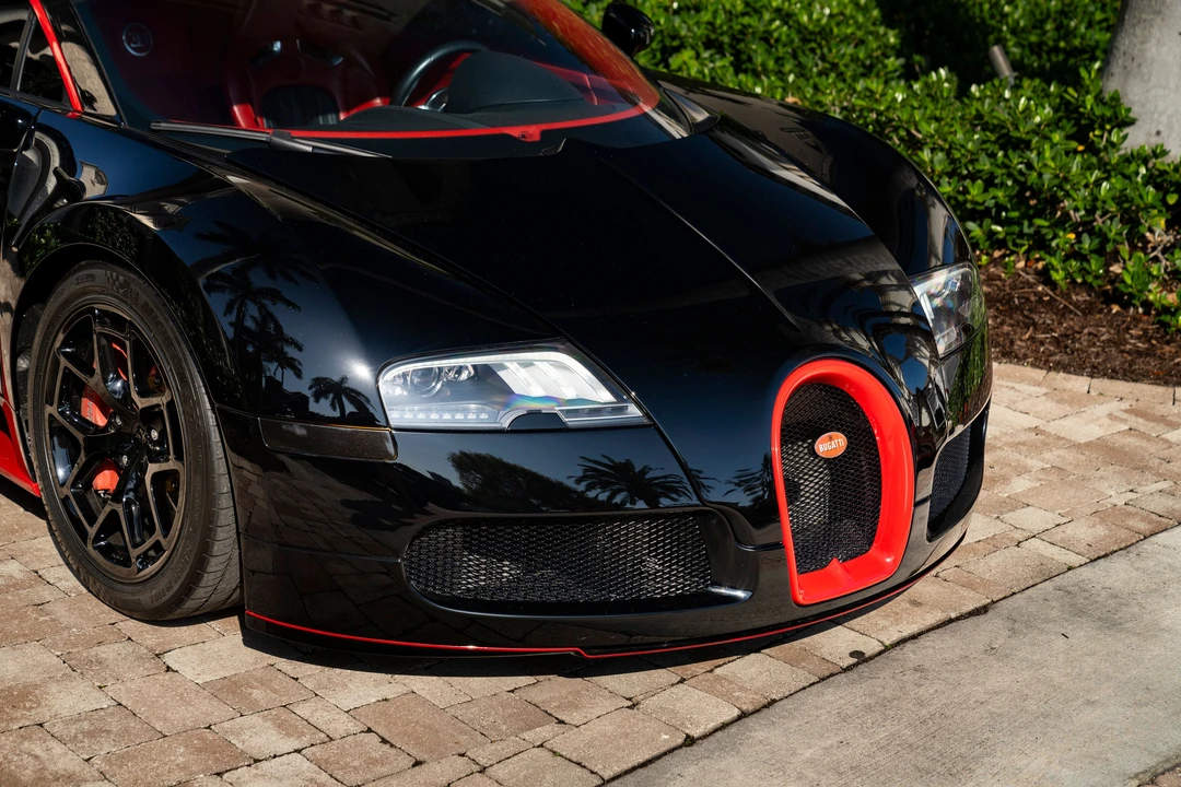 2012 Bugatti Veyron Grand Sport - Image 28 of 30