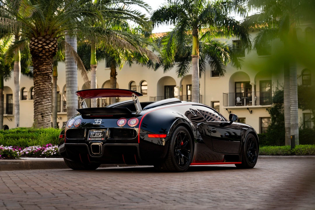 2012 Bugatti Veyron Grand Sport - Image 3 of 30