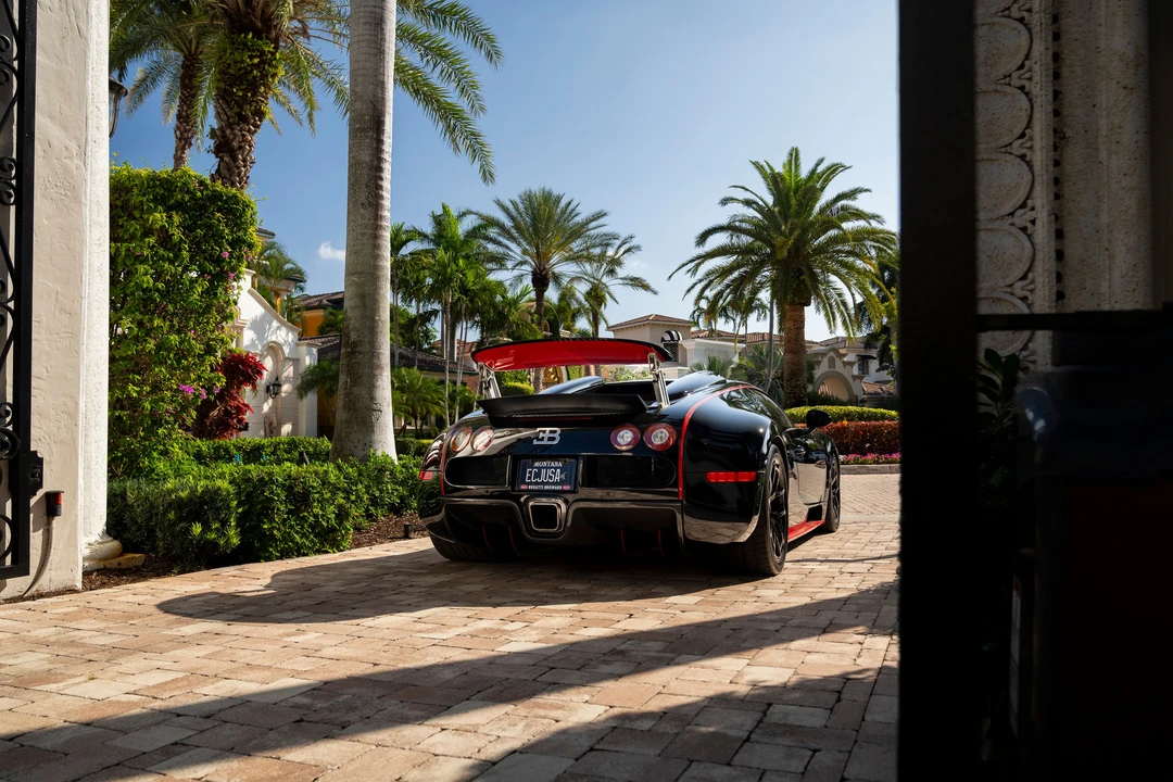 2012 Bugatti Veyron Grand Sport - Image 27 of 30
