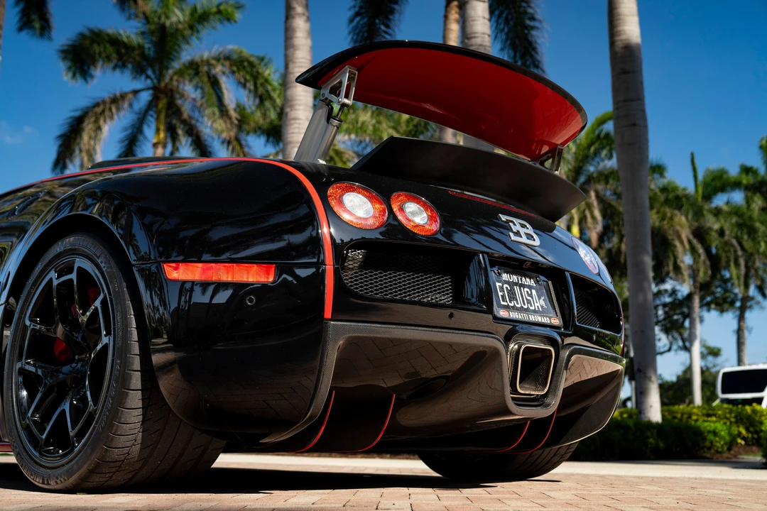 2012 Bugatti Veyron Grand Sport - Image 24 of 30