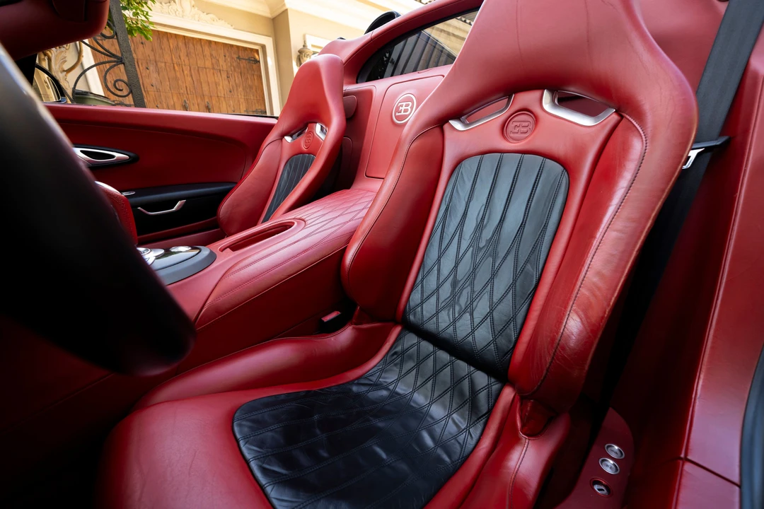 2012 Bugatti Veyron Grand Sport - Image 20 of 30