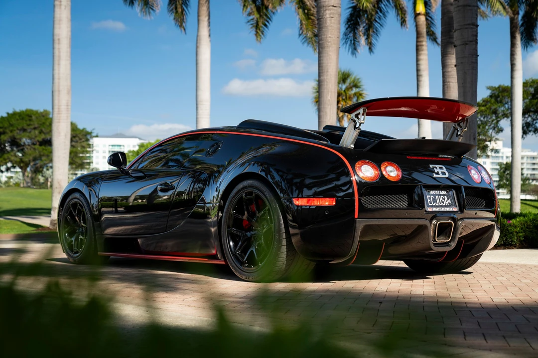 2012 Bugatti Veyron Grand Sport - Image 25 of 30