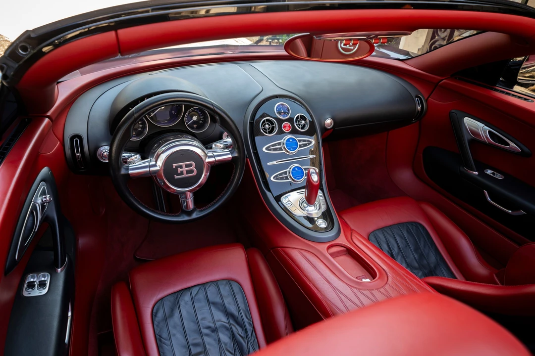 2012 Bugatti Veyron Grand Sport - Image 5 of 30