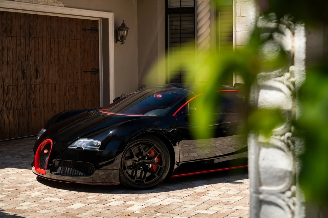 2012 Bugatti Veyron Grand Sport - Image 8 of 30