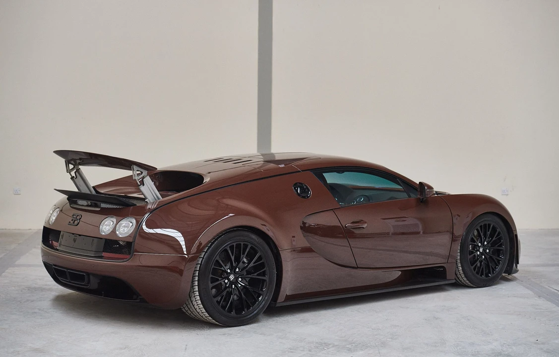 2012 Bugatti Veyron Super Sport - Image 7 of 25