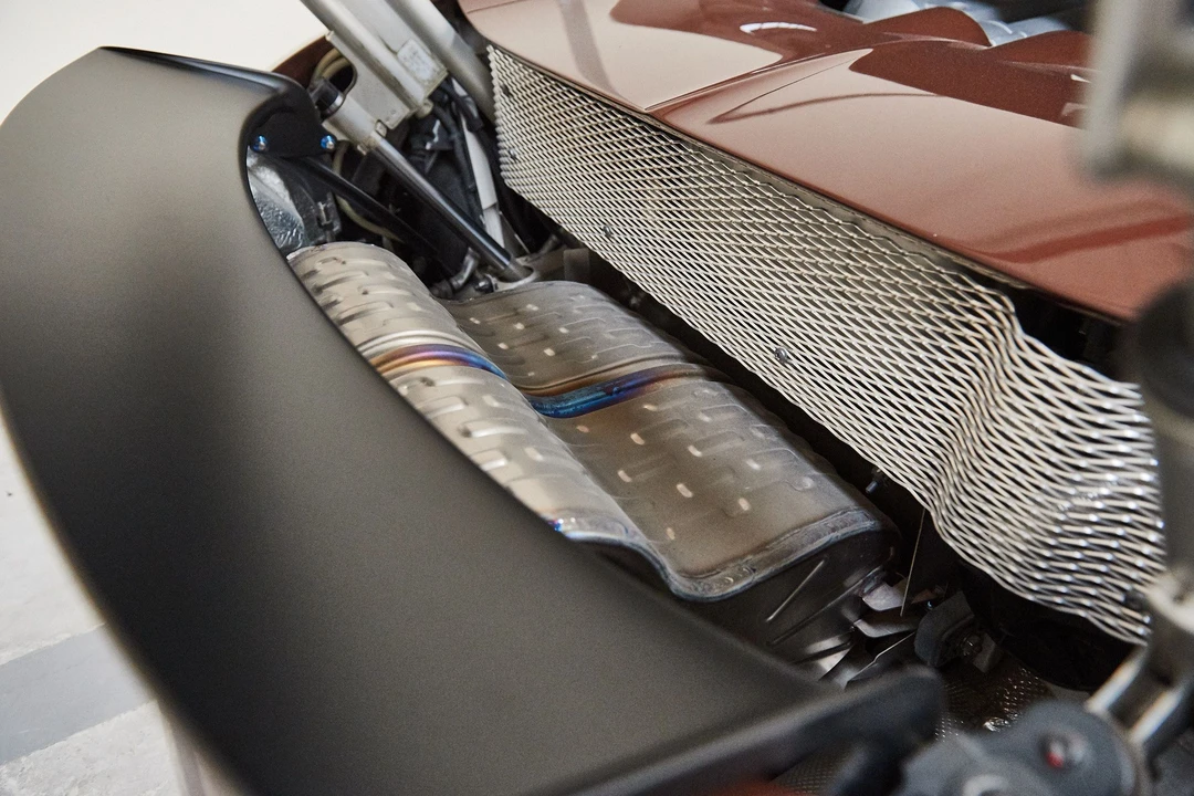 2012 Bugatti Veyron Super Sport - Image 12 of 25
