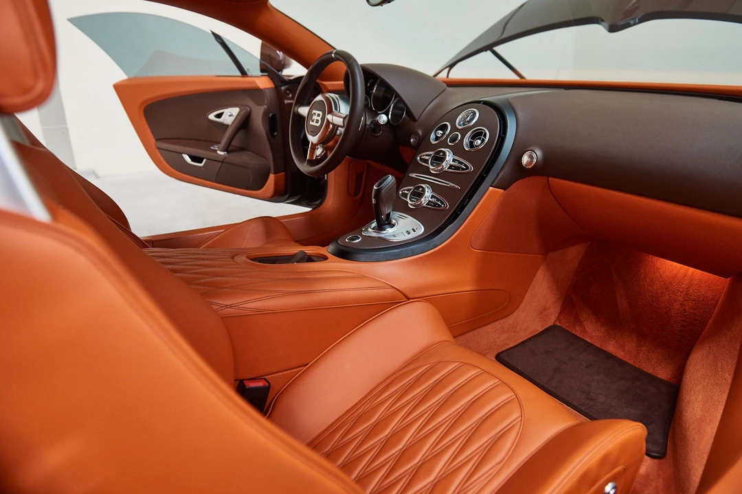 2012 Bugatti Veyron Super Sport - Image 14 of 25