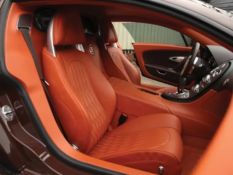 2012 Bugatti Veyron Super Sport - Image 9 of 31