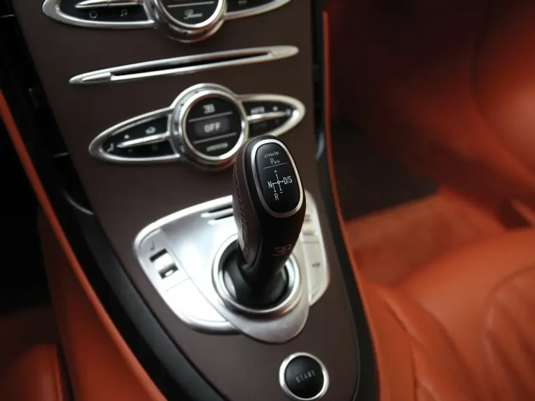 2012 Bugatti Veyron Super Sport - Image 12 of 31