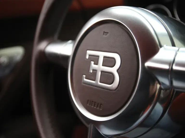 2012 Bugatti Veyron Super Sport - Image 10 of 31