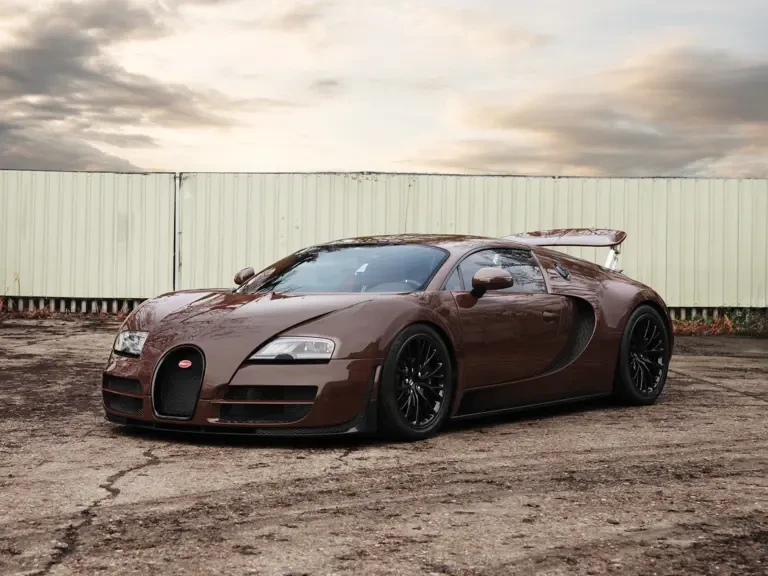2012 Bugatti Veyron Super Sport - Image 2 of 31