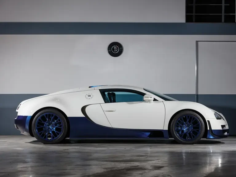 2012 Bugatti Veyron Super Sport - Image 6 of 31