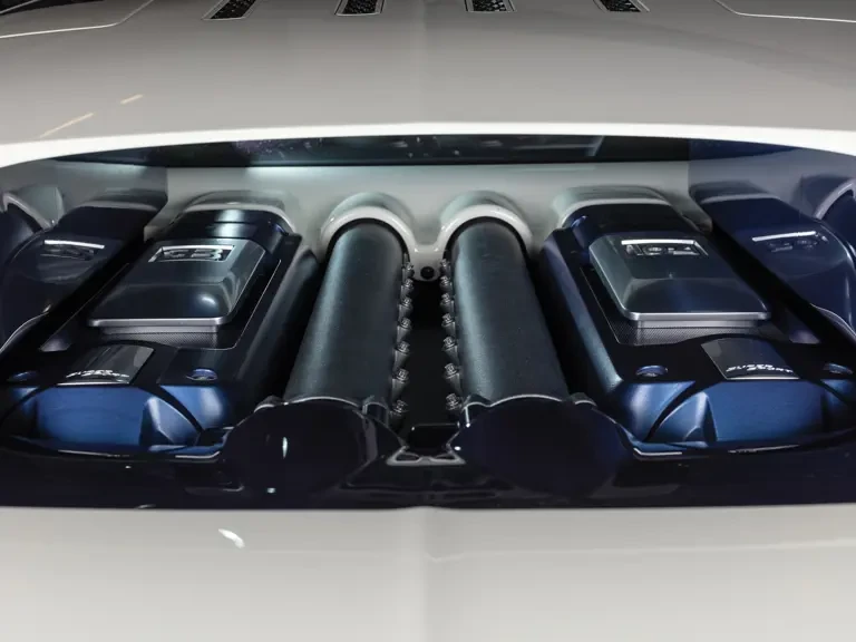 2012 Bugatti Veyron Super Sport - Image 4 of 31