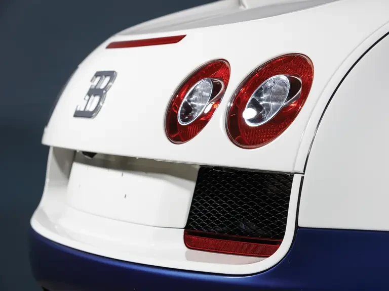 2012 Bugatti Veyron Super Sport - Image 27 of 31