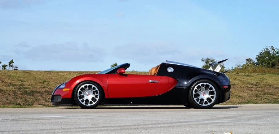 2012 Bugatti Veyron Grand Sport - Image 2 of 13