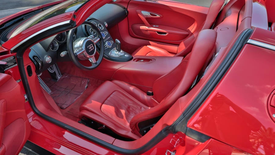 2012 Bugatti Veyron Grand Sport - Image 4 of 23