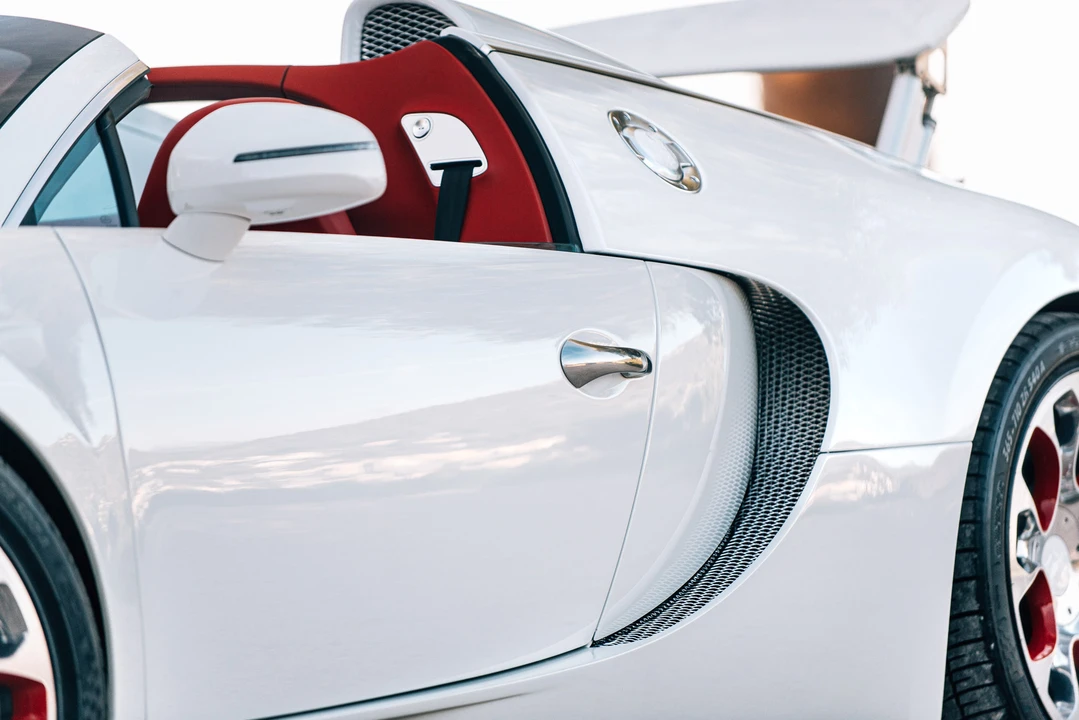 2012 Bugatti Veyron Grand Sport - Image 29 of 31