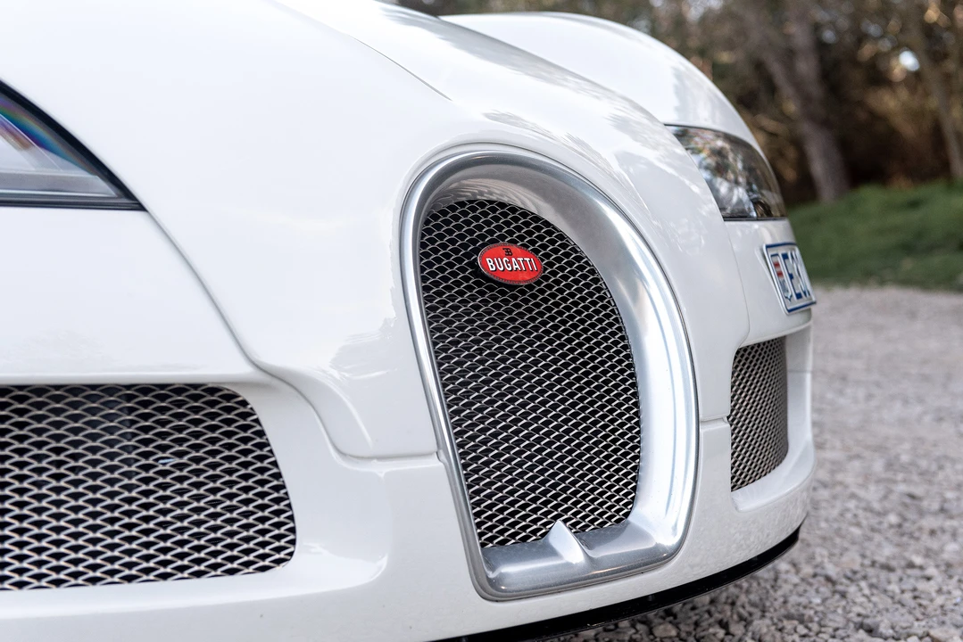 2012 Bugatti Veyron Grand Sport - Image 21 of 31