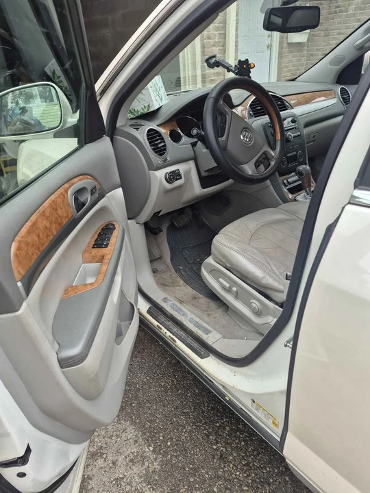 2012 Buick Enclave - Image 2 of 12