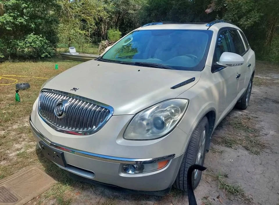 2012 Buick Enclave - Image 2 of 3