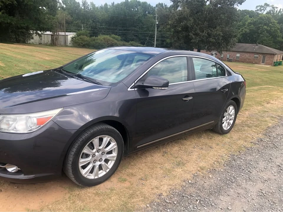 2012 Buick LaCrosse - Image 2 of 11
