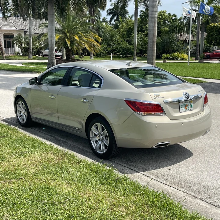 2012 Buick LaCrosse - Image 8 of 12