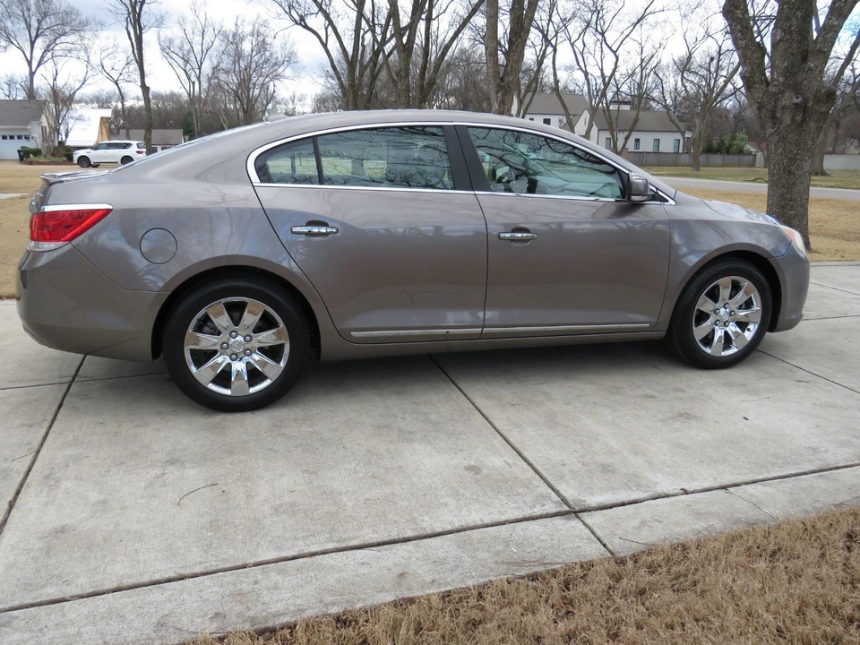 2012 Buick LaCrosse - Image 11 of 12